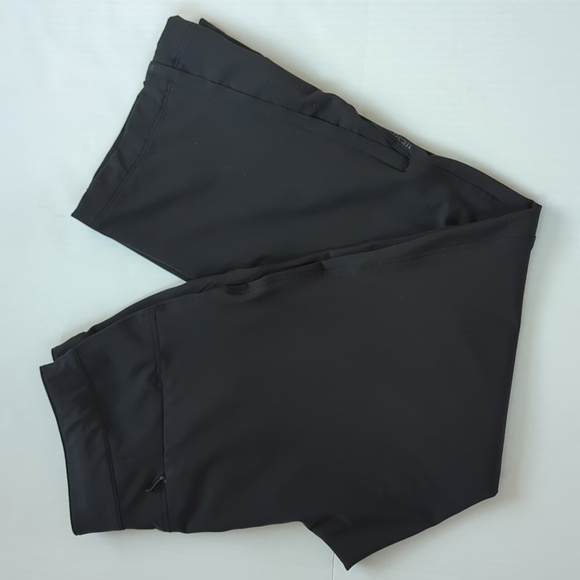 L.L. Bean Adjustable Waist Hiking Pants 12 Petite Black - Picture 1 of 16